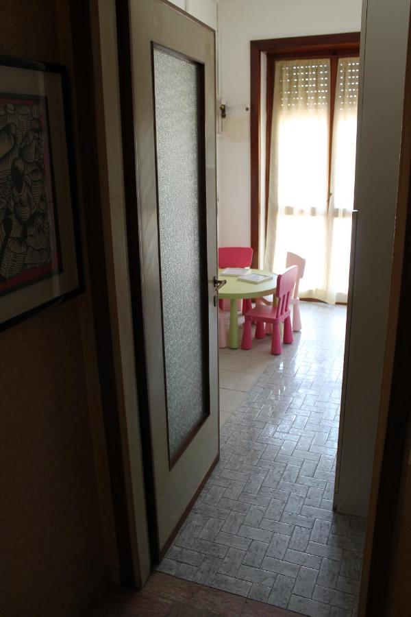 L'Appartamento Della Stazione Di Saronno Exteriör bild